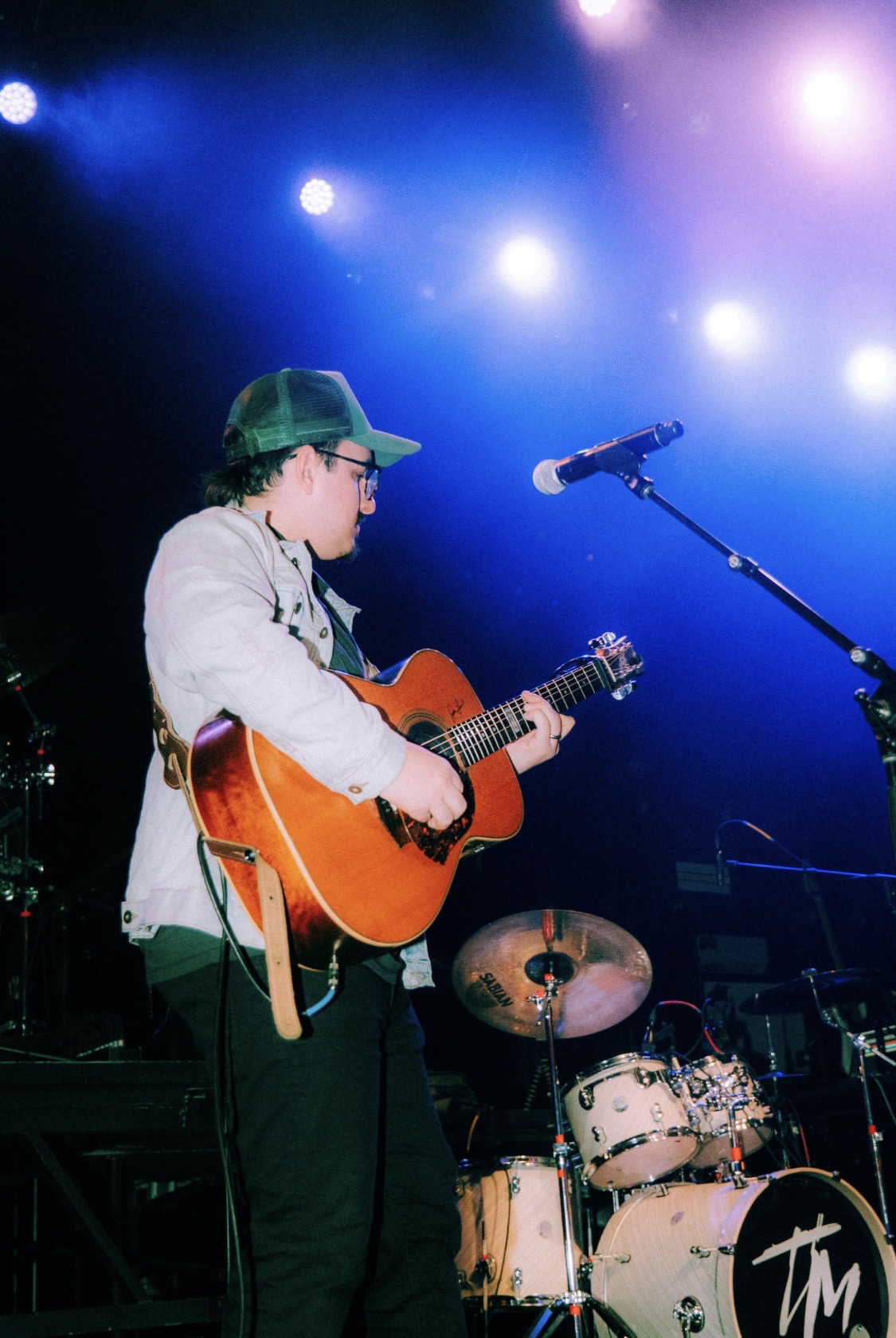 Justus Morales performing